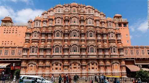 12 famous buildings in India - CNN Style