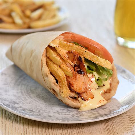 Greek souvlaki with chicken gyros - Aladdin Restaurant