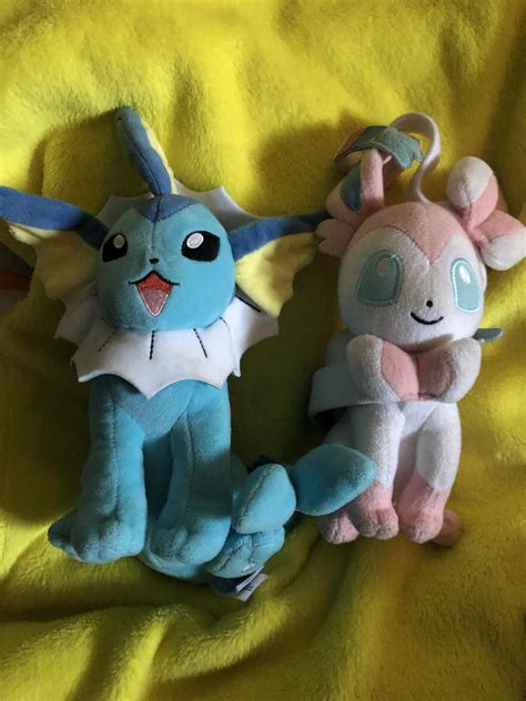 My Sylveon Plushy and Vaporeon Plushy : r/Eevee