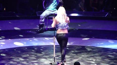 Special The Circus Starring: Britney Spears - You Oughta Know - YouTube