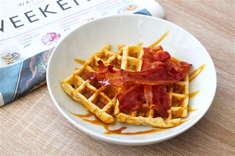 Breakfast waffles with bacon and syrup recipe – Michiel's Kitchen