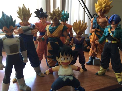 My dragon ball z Figure collection so far : r/dbz