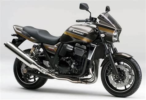 KAWASAKI ZRX1200R - Review and photos