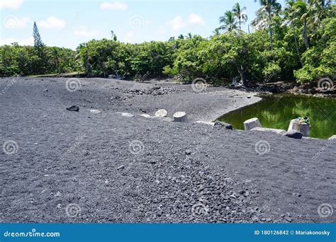 Pohoiki Black Sand Beach on the Big Island of Hawaii. One of the Newest Beaches in the World ...