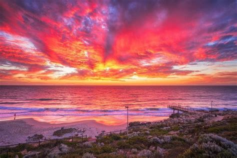 Perth Western Australia sunset | North beach, Traditional photographs ...