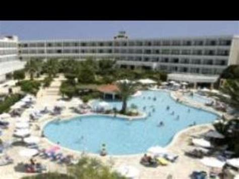 Best Price on Avanti Hotel in Paphos + Reviews!