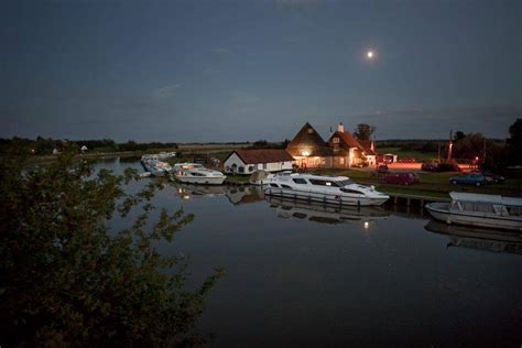 Boating Holidays | Visit Norfolk