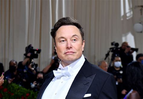 Elon Musk Says 'Bankruptcies Need to Happen' as He Predicts Recession - Newsweek