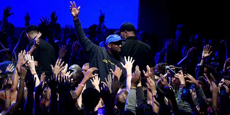 Kanye West Shares Official Jesus Is King Tracklist | Pitchfork