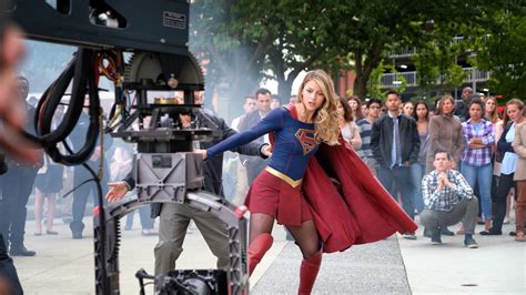 'Supergirl': Go Behind the Scenes of Season 3 With the Cast (PHOTOS)