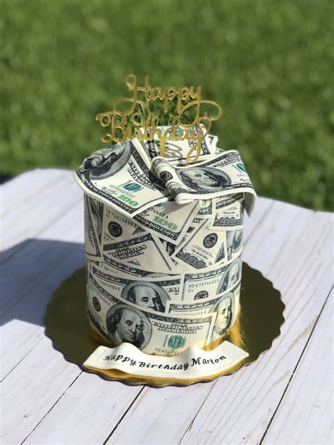 Money Birthday Cake Pictures / 98 Money Birthday Cake Bilder Und Fotos ...