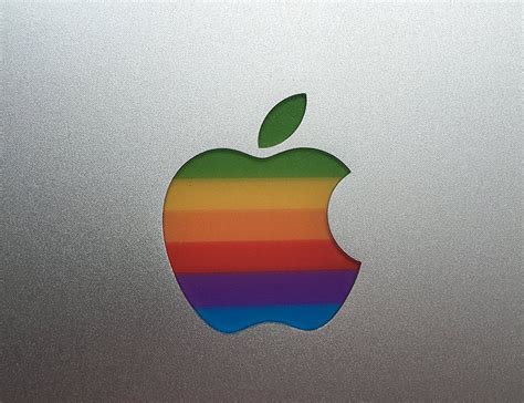 Retro Apple Logo Sticker » Gadget Flow