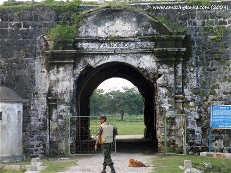 Jaffna Fort | AmazingLanka.com