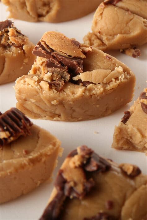 Peanut Butter Fudge With The Marshmallow Fluff Recipe | CDKitchen.com