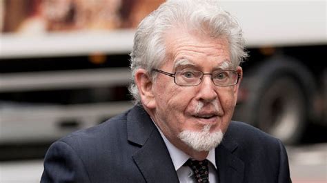 Rolf Harris Death Cause And Obituary: Did Paedophile TV Host Die Of Cancer? - Internewscast