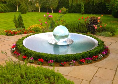 Sphere Fountains & Water Features For Your Garden | Allison Armour