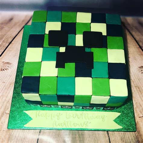 Minecraft Creeper Head Cake