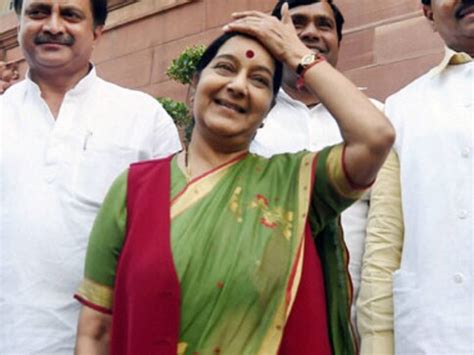 Why Urdu? Why green saree? Sushma Swaraj gives it back to critics in Parliament speech on Indo ...