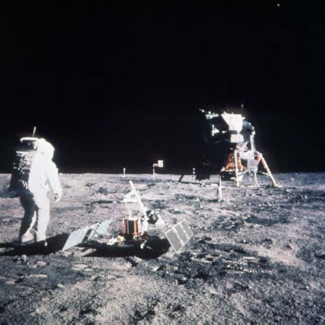 PHOTO GALLERY: Apollo 11 moon landing | Nation & World | heraldbulletin.com