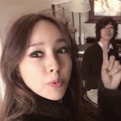 Lee Hyori shares a new photo with her husband Lee Sang Hoon | Daily K Pop News