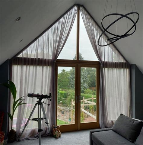 How to Hang Curtains on Apex and Angled Windows | Voila Voile