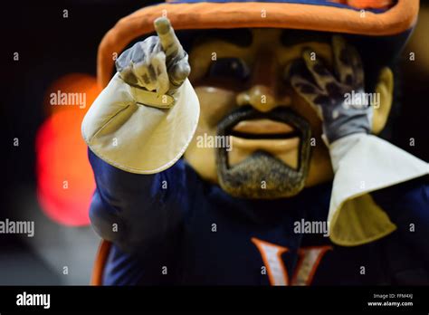 University of virginia mascot hi-res stock photography and images - Alamy