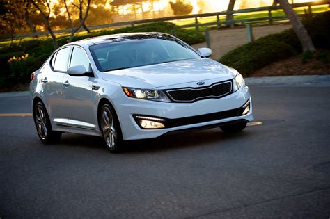 New Car Review: 2013 Kia Optima SX