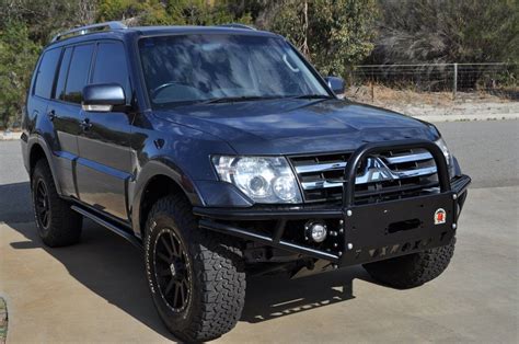 XROX BULLBAR MITSUBISHI PAJERO NS 11/2006on