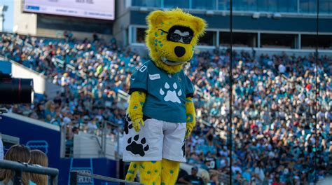 Jaguars 2022 Schedule Released: Jacksonville’s 17 Opponents, Game Dates - Sports Illustrated