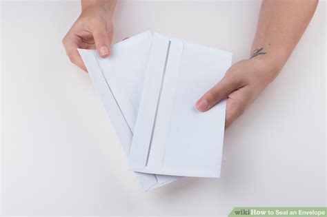 3 Ways to Seal an Envelope - wikiHow