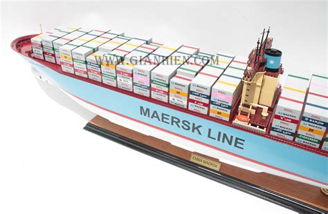 EMMA MAERSK - GIA NHIEN WOODEN MODEL SHIPS