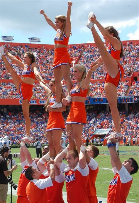 Pin by Jen Smith on Top Pins | Hot cheerleaders, College cheerleading ...