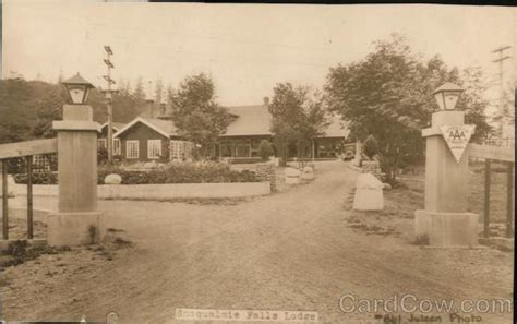 Snoqualmie Falls Lodge Washington Postcard