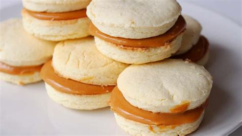 Cómo hacer ALFAJORES Argentinos de maicena con Dulce de leche