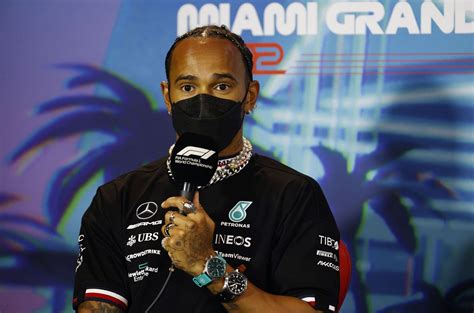 F1 News: Lewis Hamilton not backed by GPDA chairman on jewelry standoff ...