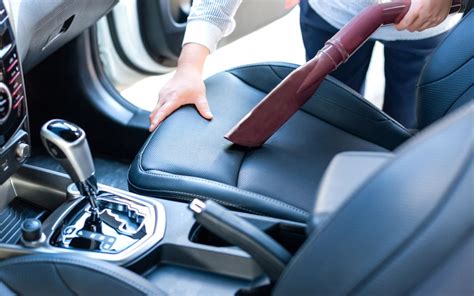 Car Interior Cleaning: How to Clean Seats, Carpet & More | Zameen Blog