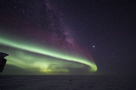 Aurora Australis at the South Pole (2008) | Aurora Australis… | Flickr