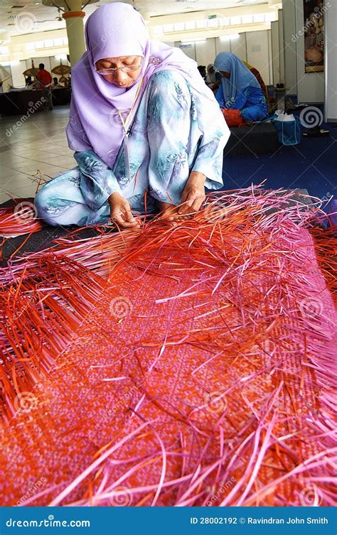 Mats weaving. editorial photography. Image of asia, weaved - 28002192