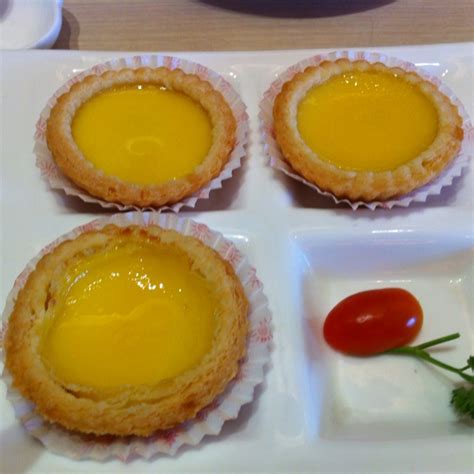 im salivating. egg custard, dim sum, tart things. | Desserts, Food, Egg ...