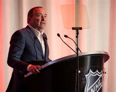 NHL commissioner: No active efforts to bring team to Houston