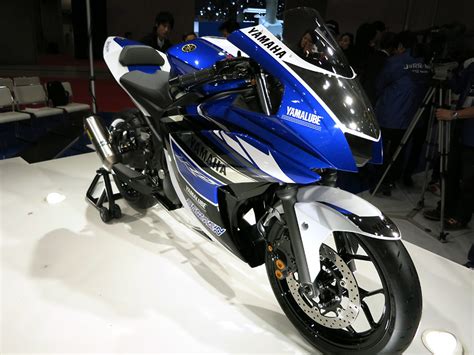 Yamaha R25 Prototype Front 3-Quarter