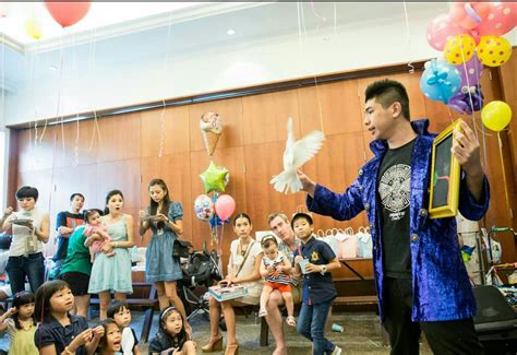 Magic Shows For Kids Birthday Party | Little Red Balloon Singapore