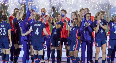 A Bill To Get The USWNT Equal Pay Was Introduced Monday In Congress