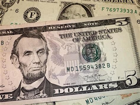 Abraham Lincoln 5 Dollar Bill Portrait