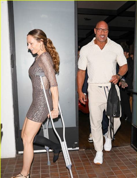 Just Like Amber Heard, Dwayne Johnson’s Wife Lauren Hashian Gets Injured, Pictures From a Rare ...