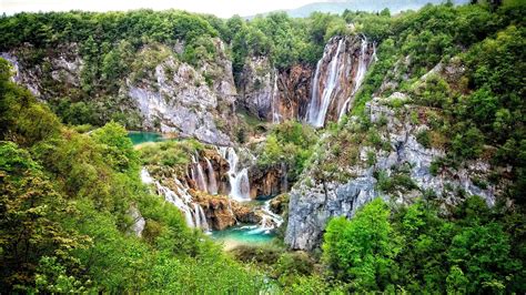 Plitvice Lakes National Park 4k Wallpaper