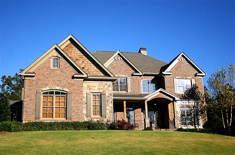 Searching San Antonio Homes? Pros and Cons of Buying a New or Existing Home