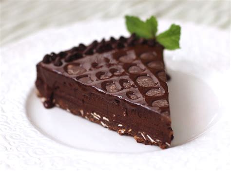 Healthy Dark Chocolate Truffle Tart - Desserts with Benefits