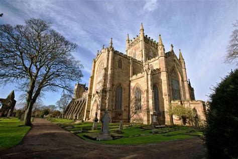 Dunfermline Abbey and Palace, Dunfermline – Historic Buildings & Homes | Dunfermline, Historic ...