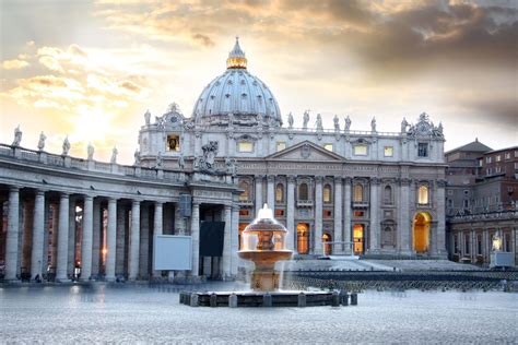 St. Peter's Basilica, Vatican, The Christmas Headquarters in the World - Traveldigg.com